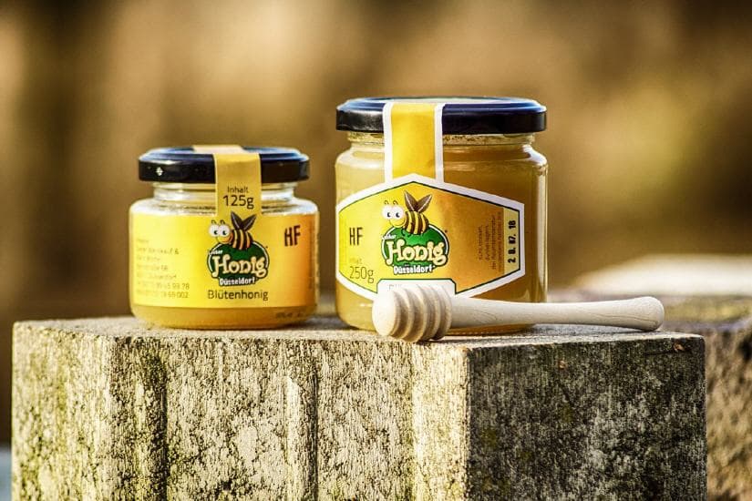 Bienenstand am Rhein-Bogen in Itter